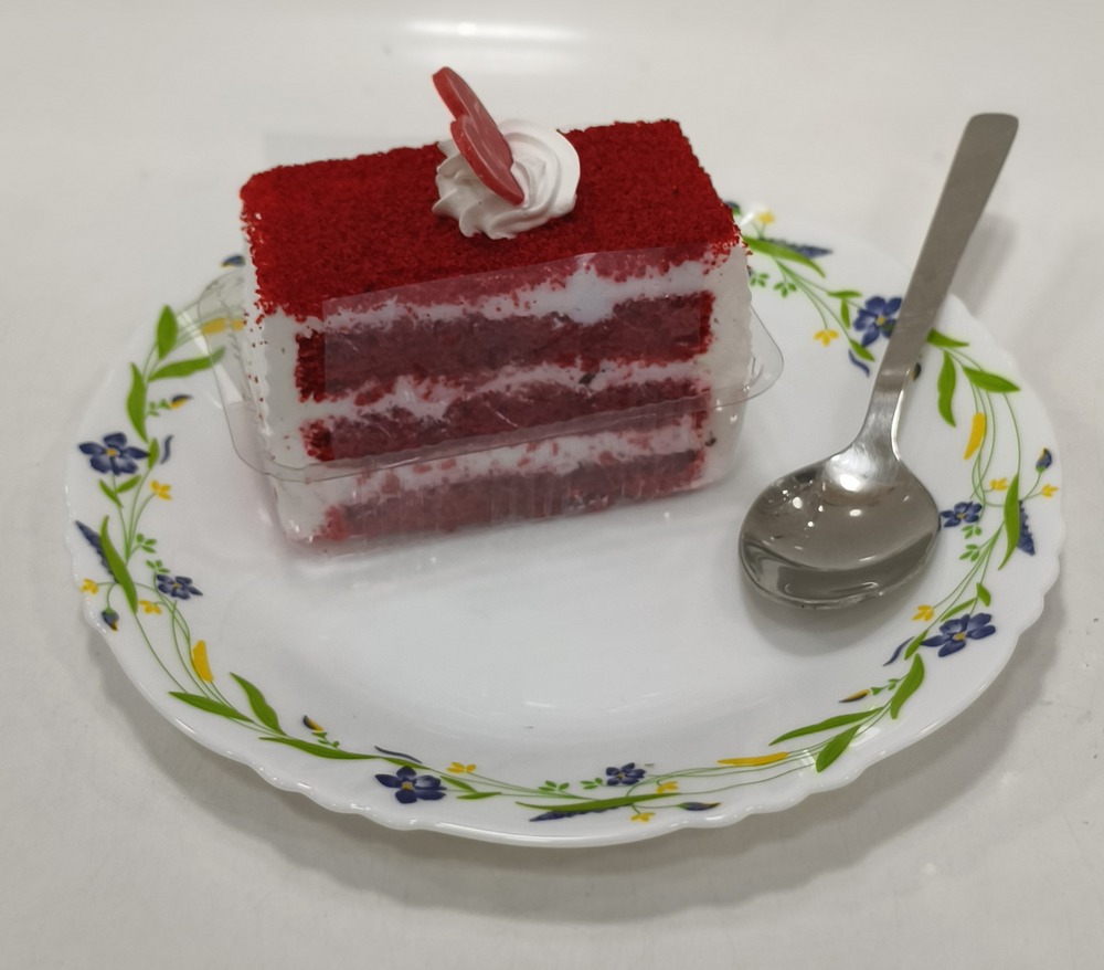 RED VELVET PASTRY