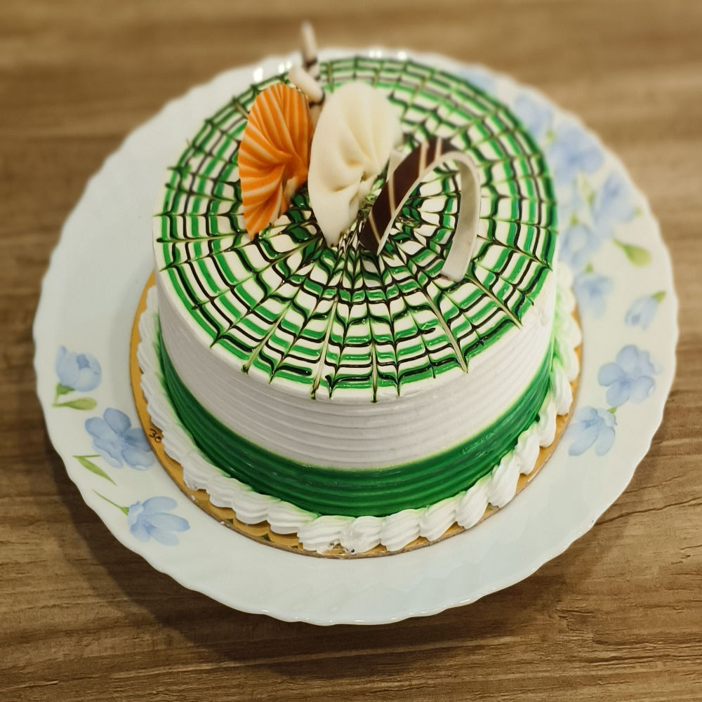 OC- Royal Pista Green Cake 1 Kg